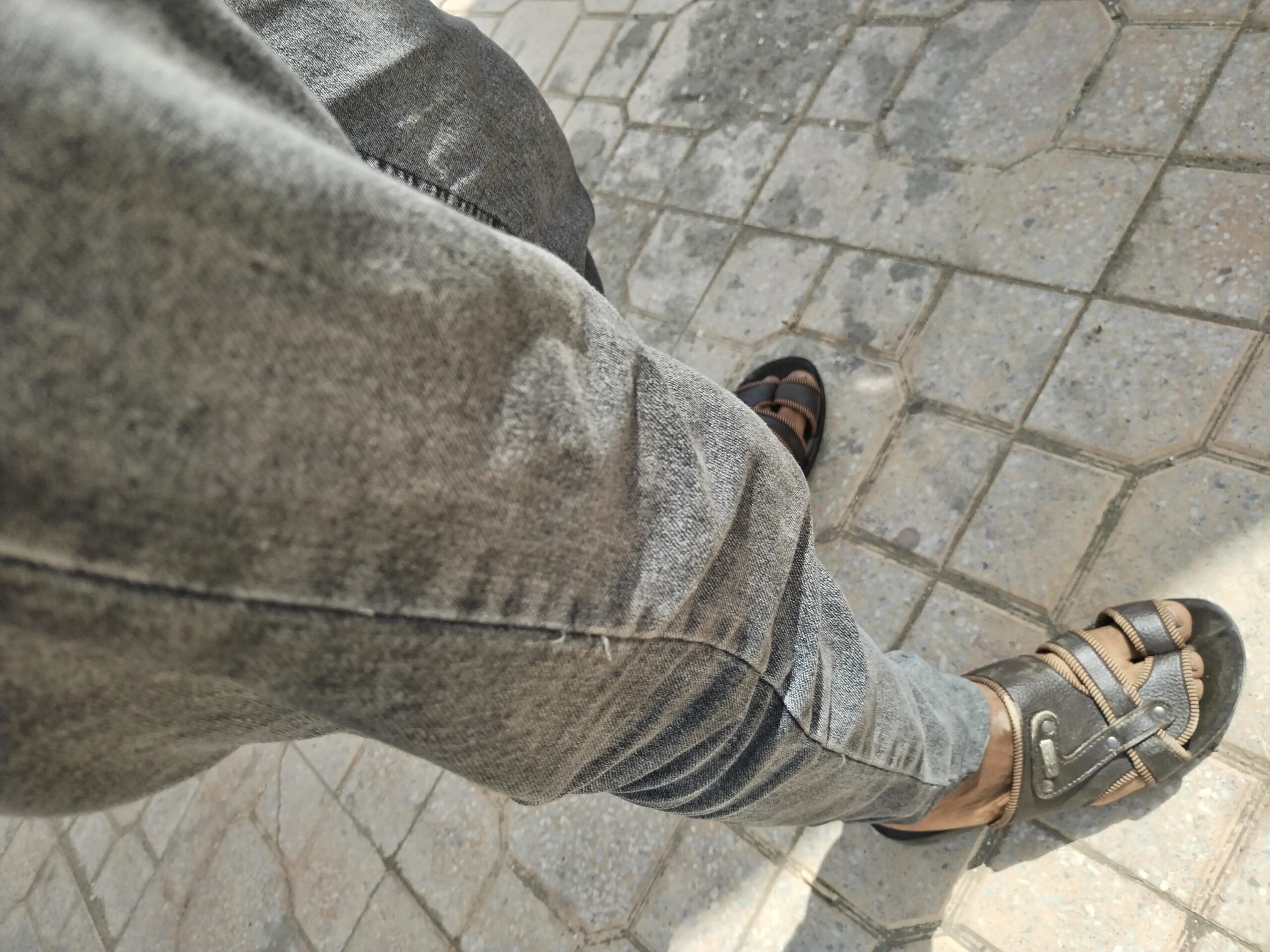 عزل حمامات بجدة عزل بلاط عزل رطوبه الكشف عن تسربات المياه