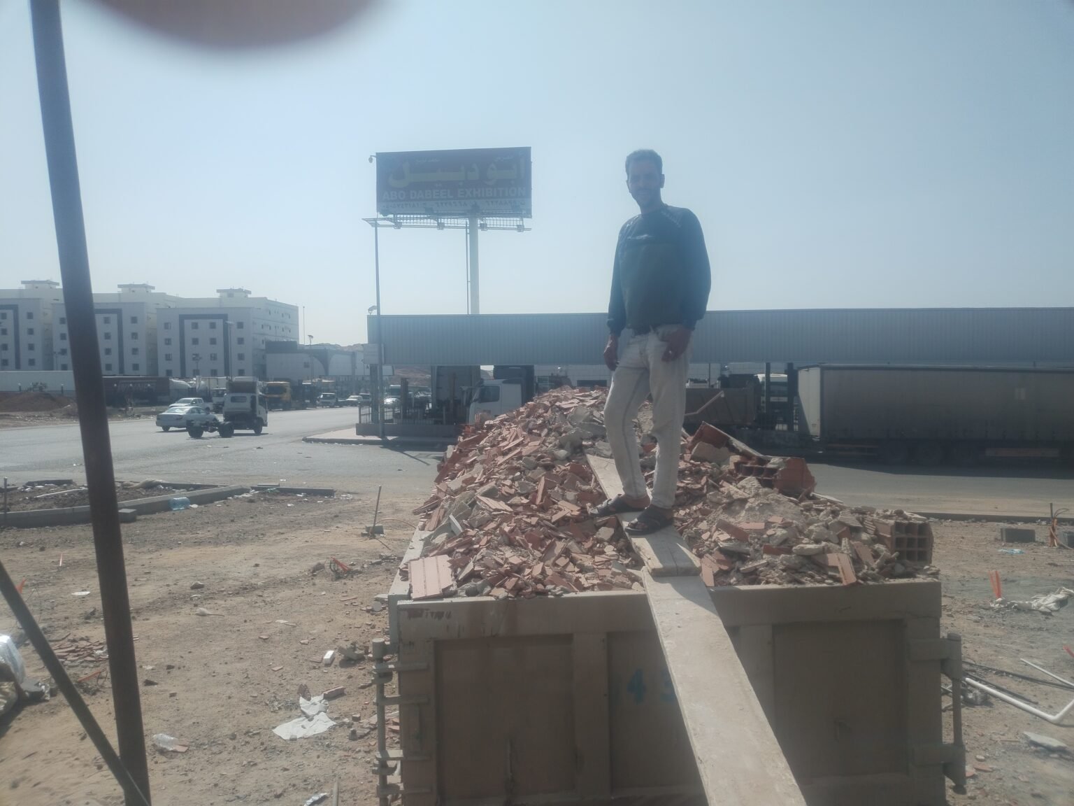 هدم وتكسير بجدة