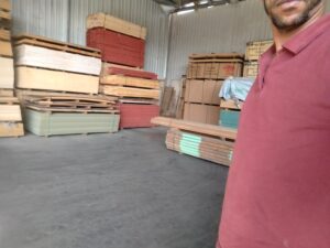 اتصل بنا الان - تبليط المطبخ بعد تركيب الدولاب, تركيب ابواب wpc, تركيب ابواب خشب