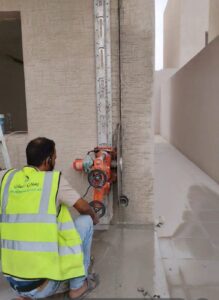 قص جدران جدة