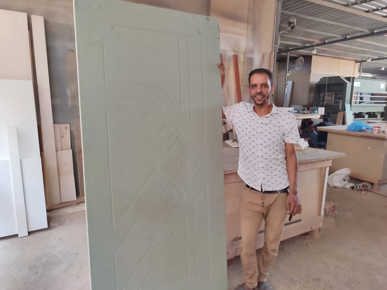 نجار في جدة