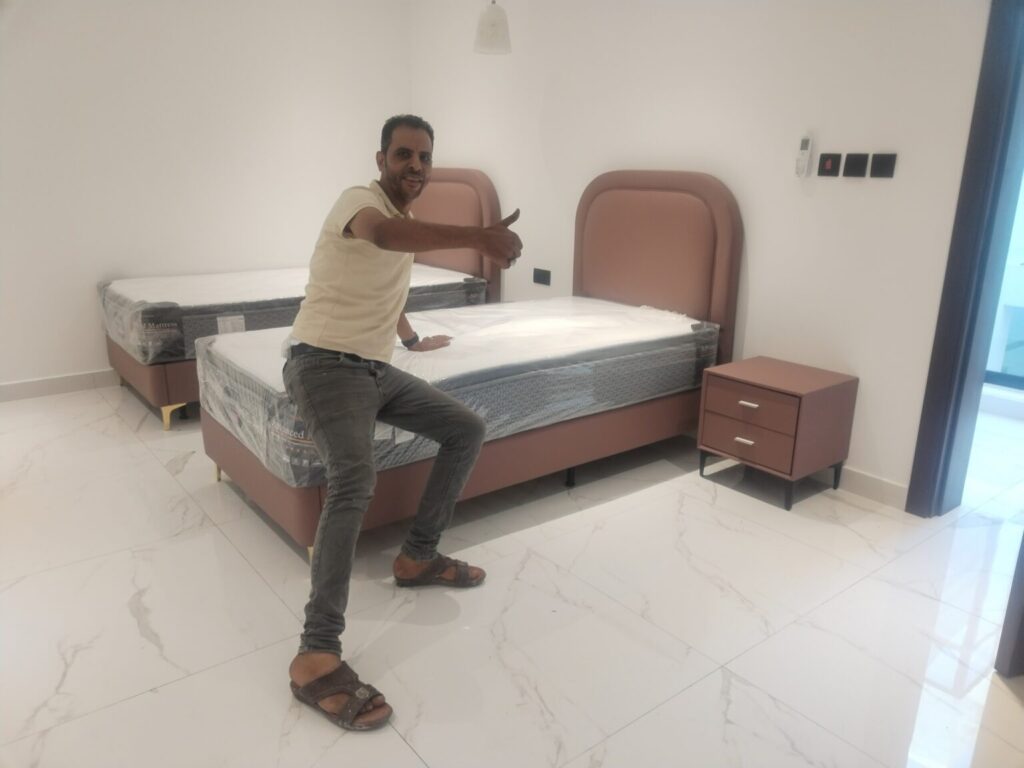 نجار حي الروضة